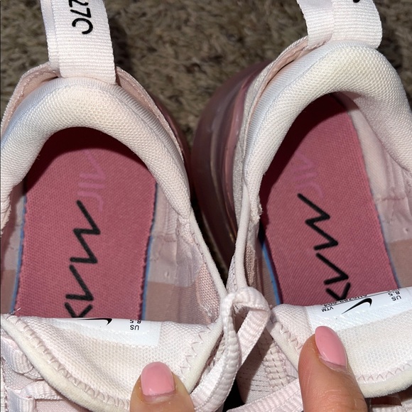 Nike Air Max 270 8.5 - Picture 9 of 10